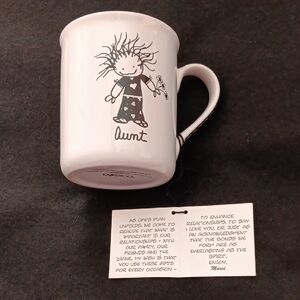 AUNT EnescoWhite/Black Mug with Heart 16 oz